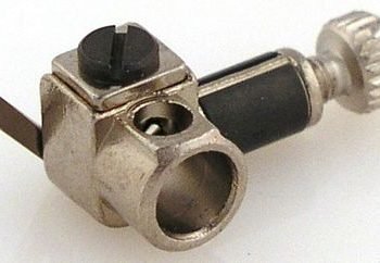 Needle Clamp Bernina 1000-1630