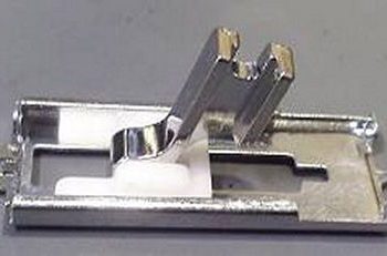 FOOT Buttonhole slant sliding metal
