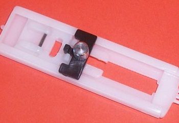 FOOT Buttonhole snap-on with back gauge