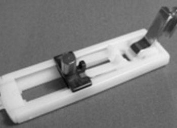 FOOT Buttonhole Slant Buttonmatic with front gauge
