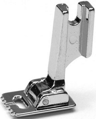 FOOT Pintuck High 5 Groove Metal Screw-On