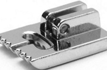 FOOT Pintuck Singer Vertical Needle 7 Groove Metal