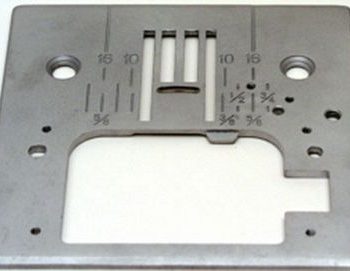 NEEDLE PLATE Singer CE200 zig zag