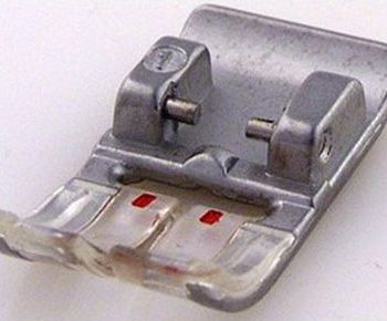 FOOT Pfaff 7560 Zig Zag 9mm No Cut
