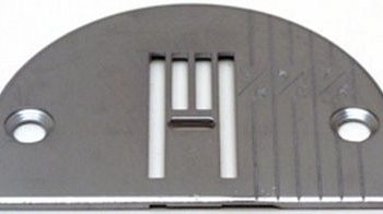 NEEDLE PLATE ZZ Front Screw Down